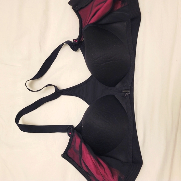 VSX Sports Bra - Picture 4 of 10